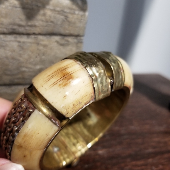 💎VINTAGE HANDCRAFTED BANGLE - Picture 5 of 8